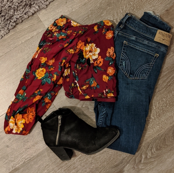 Ambiance Tops - Off the shoulder crop